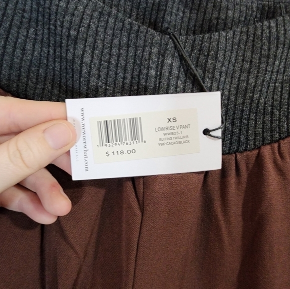 NEW WeWoreWhat Suiting Twill Low Rise Pull On Women XS Wide Leg V Waist Pants - Picture 8 of 12